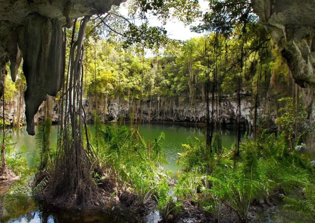 Parque Nacional Los Tres Ojos