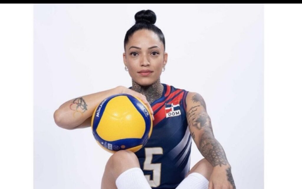 Brenda Castillo jugadora de voleibol numero uno del mundo