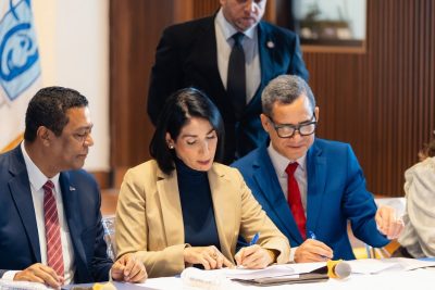 Firman acuerdo interinstitucional para fortalecer políticas municipales de lucha contra el trabajo infantil